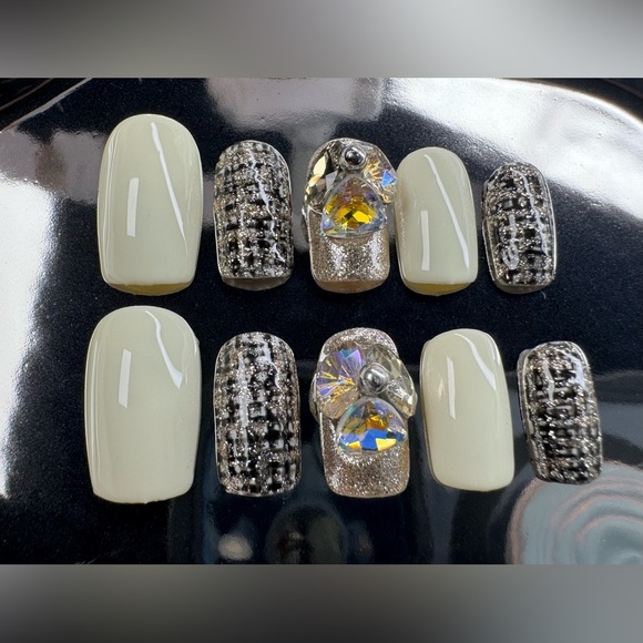 036 press on nails size M - Picture 4 of 5